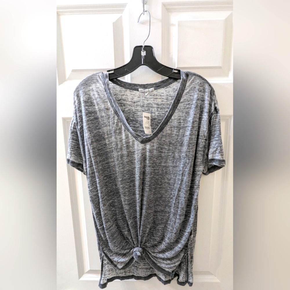 Charlotte Russe basic grey tee